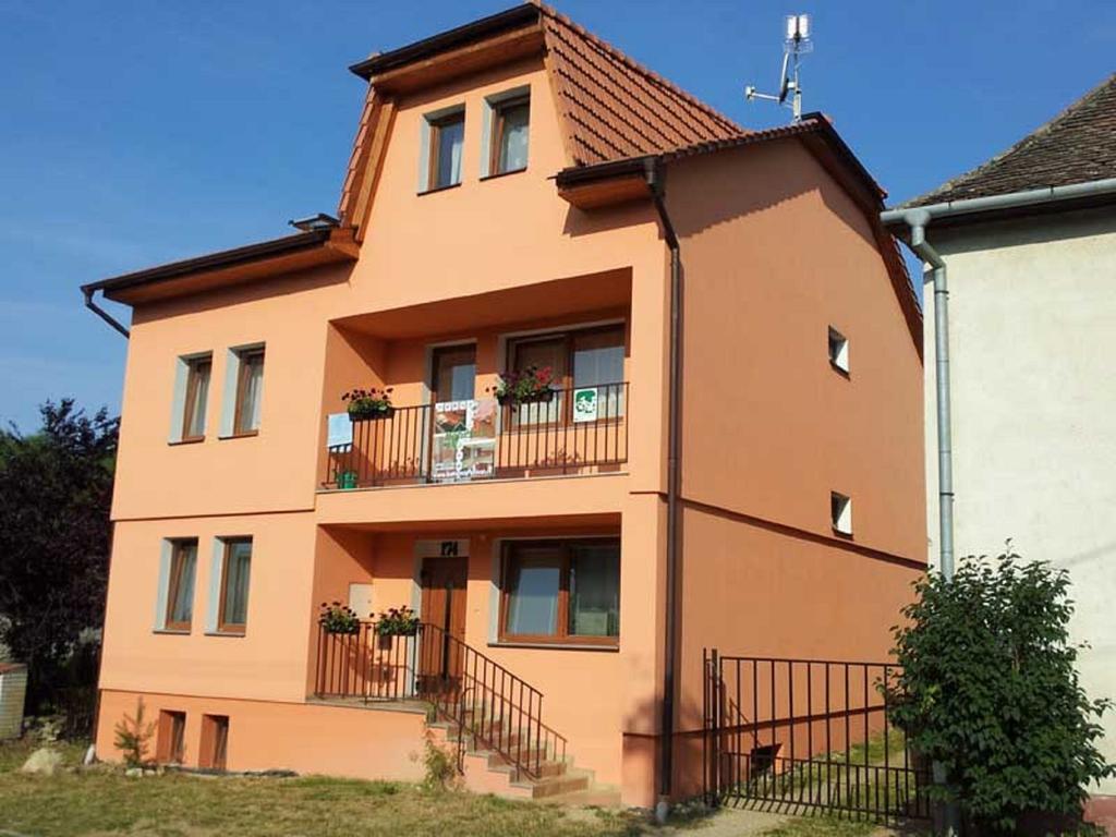 Privat Bohemia Hotel Satov Exterior photo
